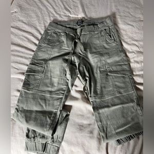 Cargo pants women